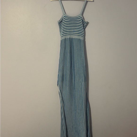 SHEIN Blue and White Striped Crochet Dress - Picture 4 of 12